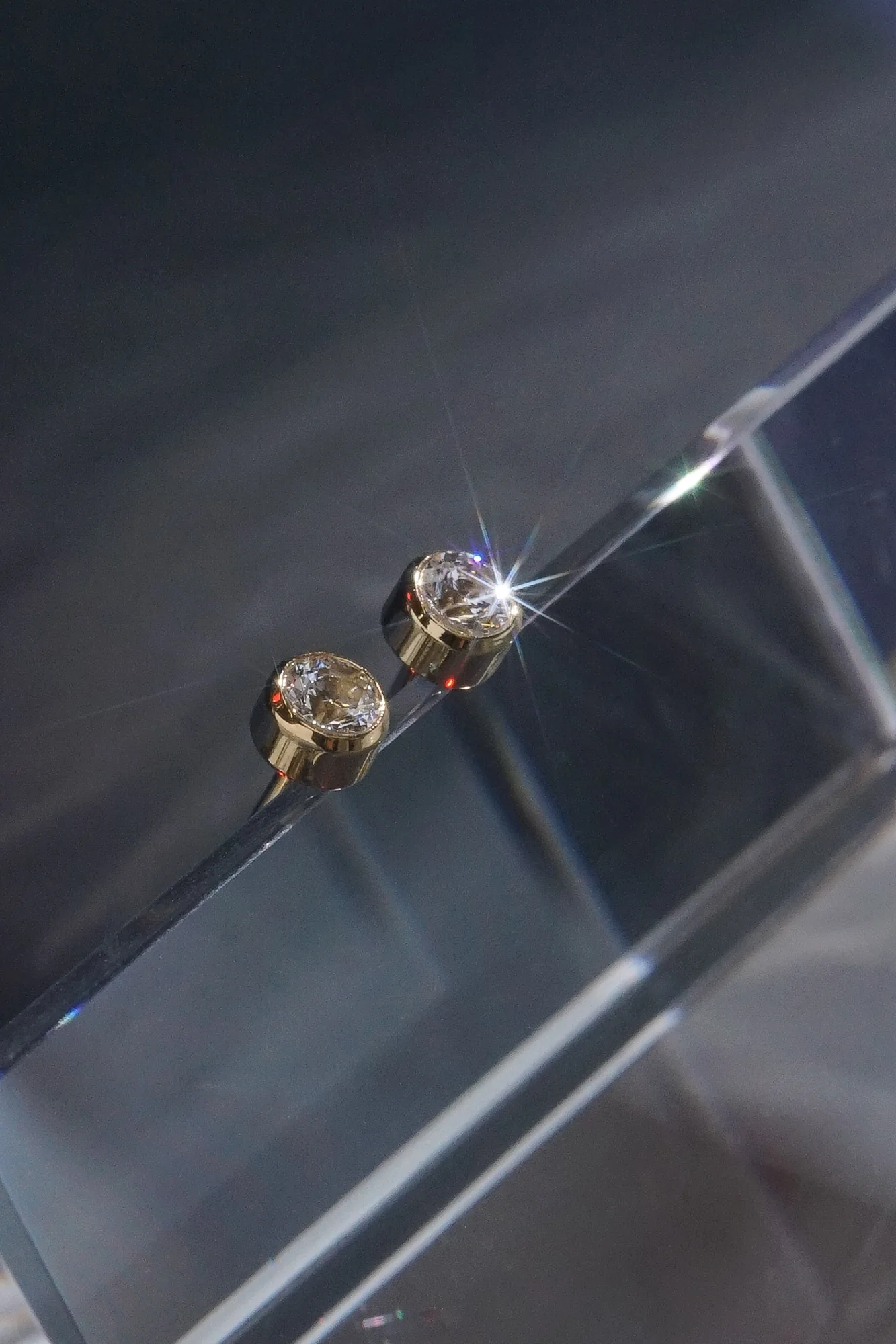 2mm Lonely Ice Stud (Single) - Image 7