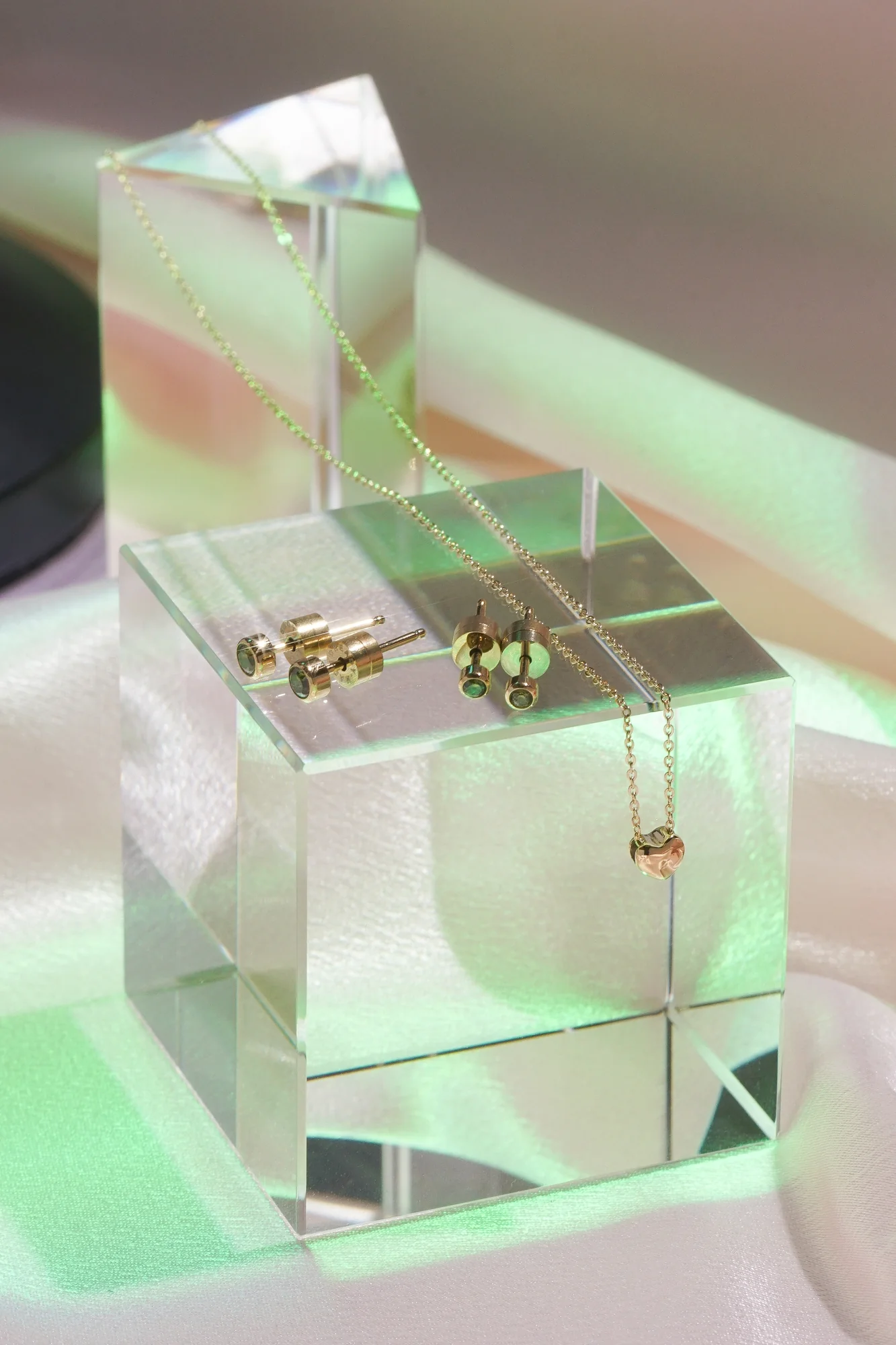 3mm Lonely Olive Stud (Single) - Image 5