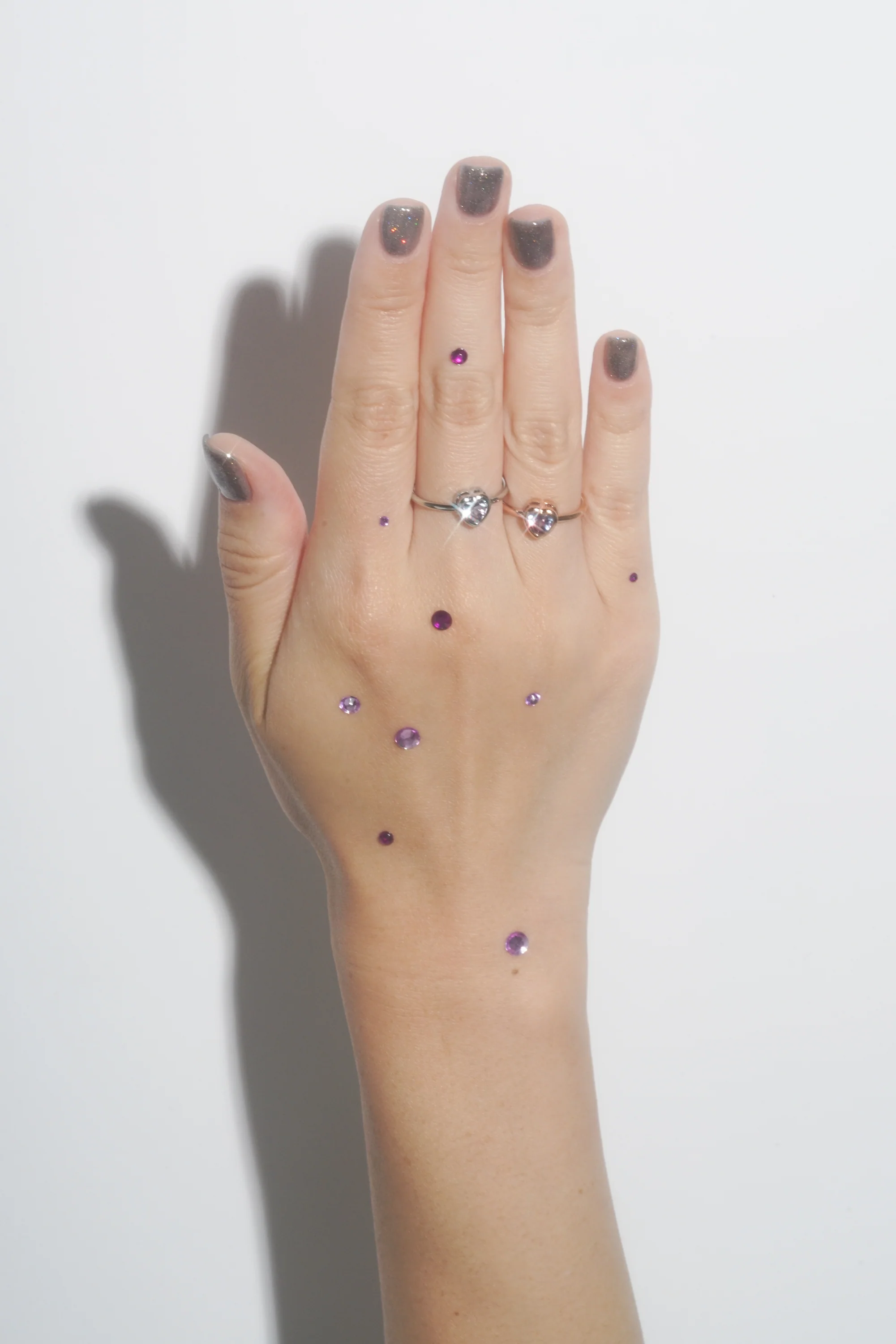 Amethyst Heart Bezel Ring - Image 11