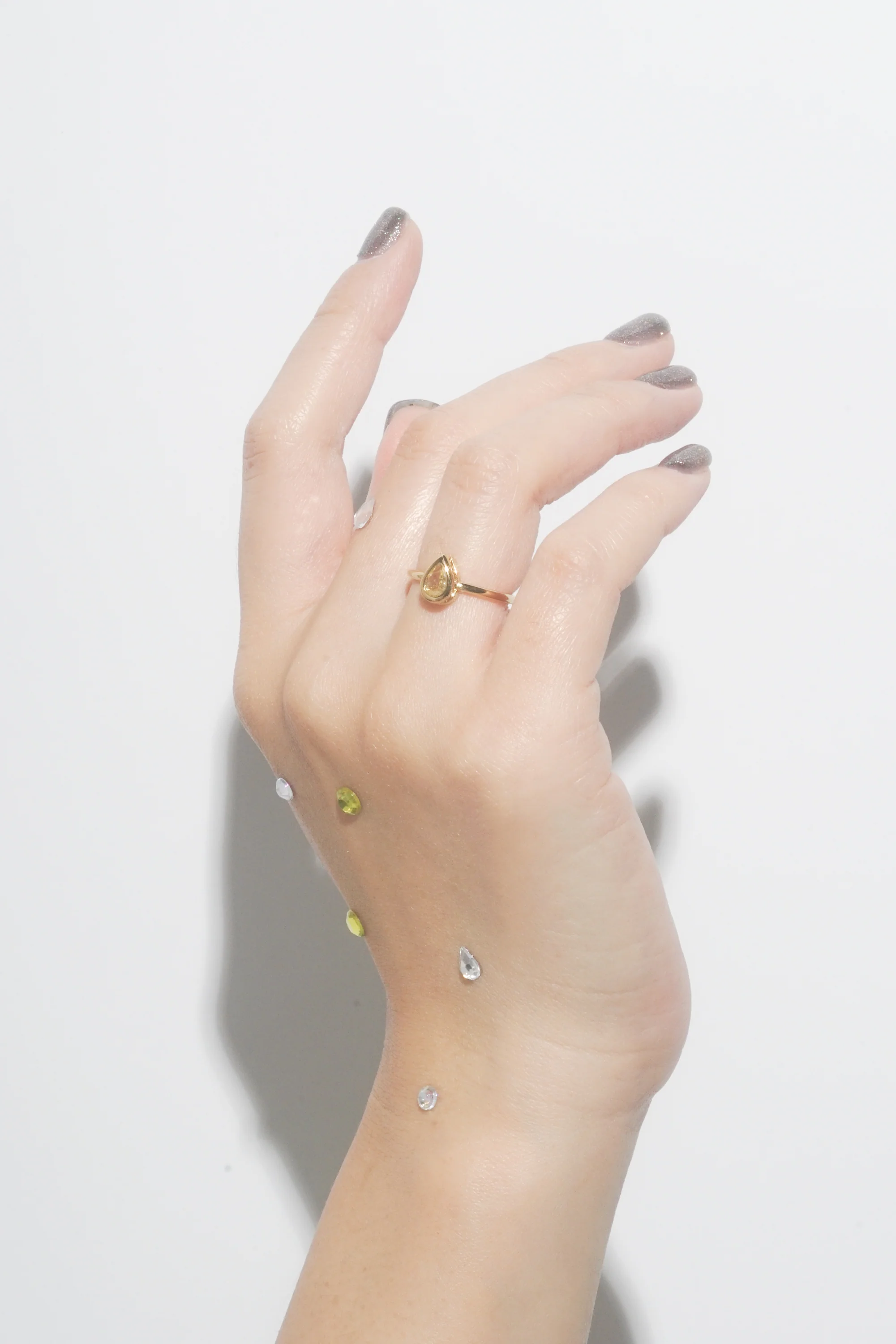 Canary Teardrop Bezel Ring - Image 3