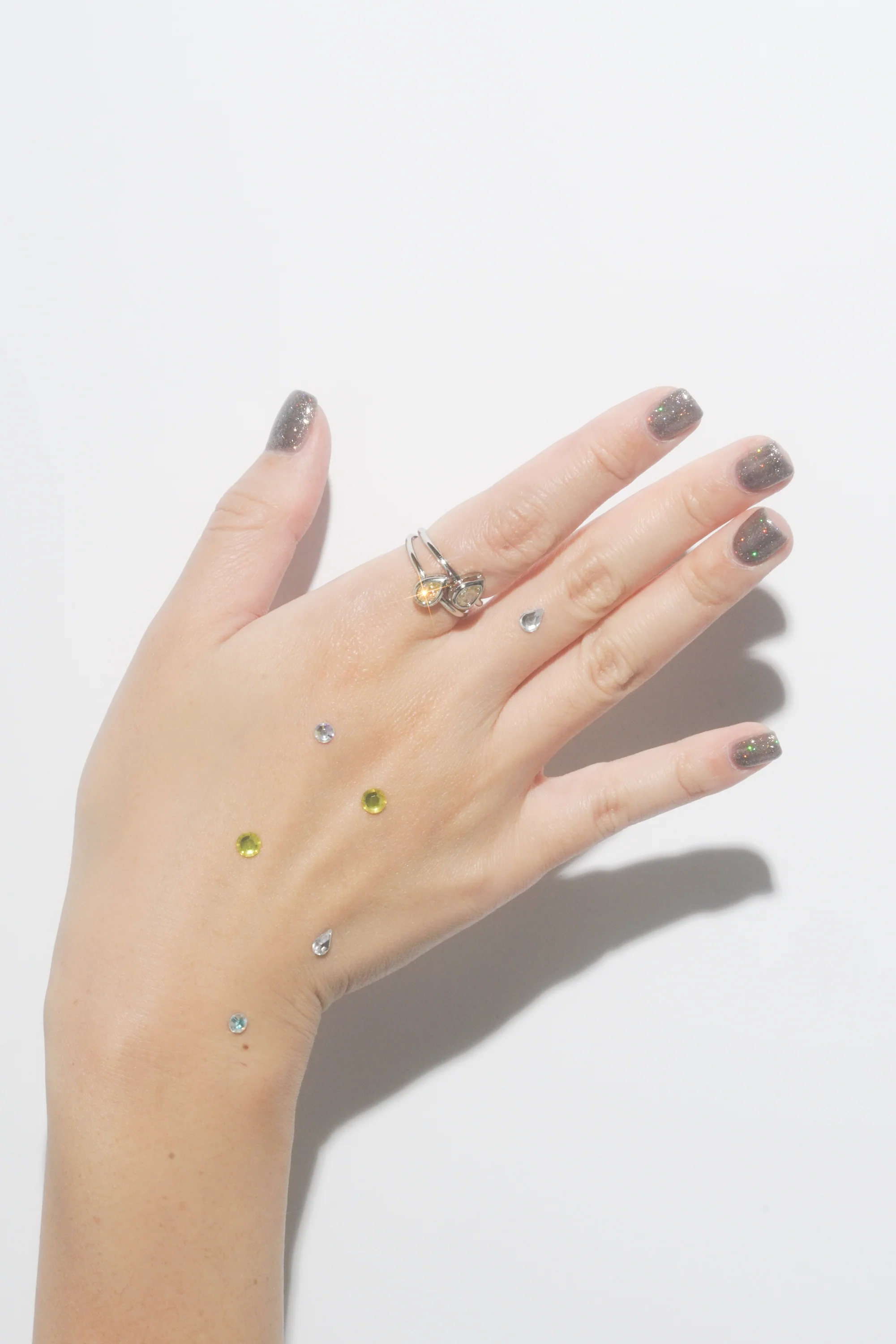 Canary Teardrop Bezel Ring - Image 4