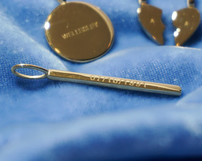 Diamante Signals Bar Pendant - Image 7