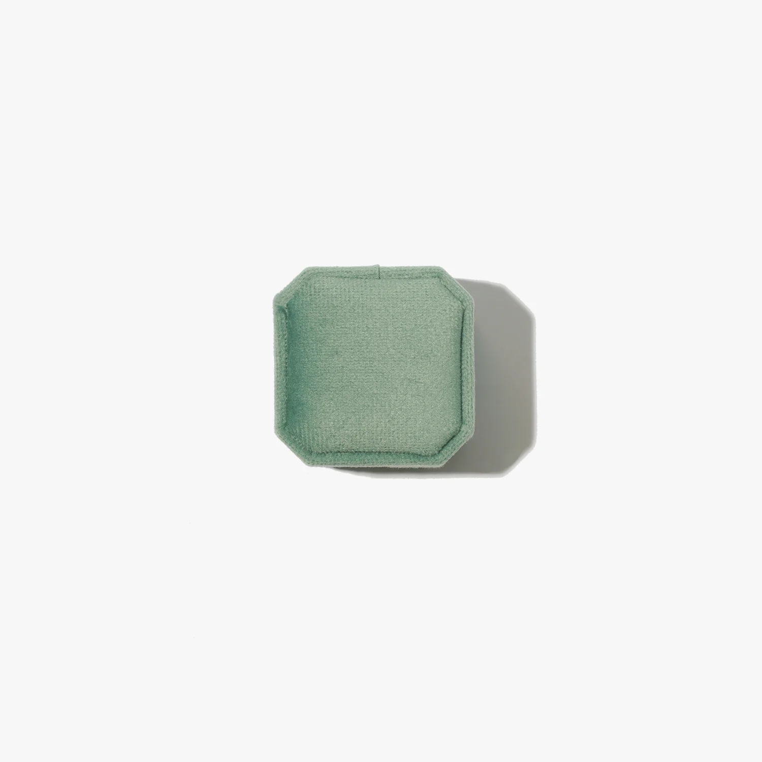 Emerald Jewelry Box - Necklace - Image 2