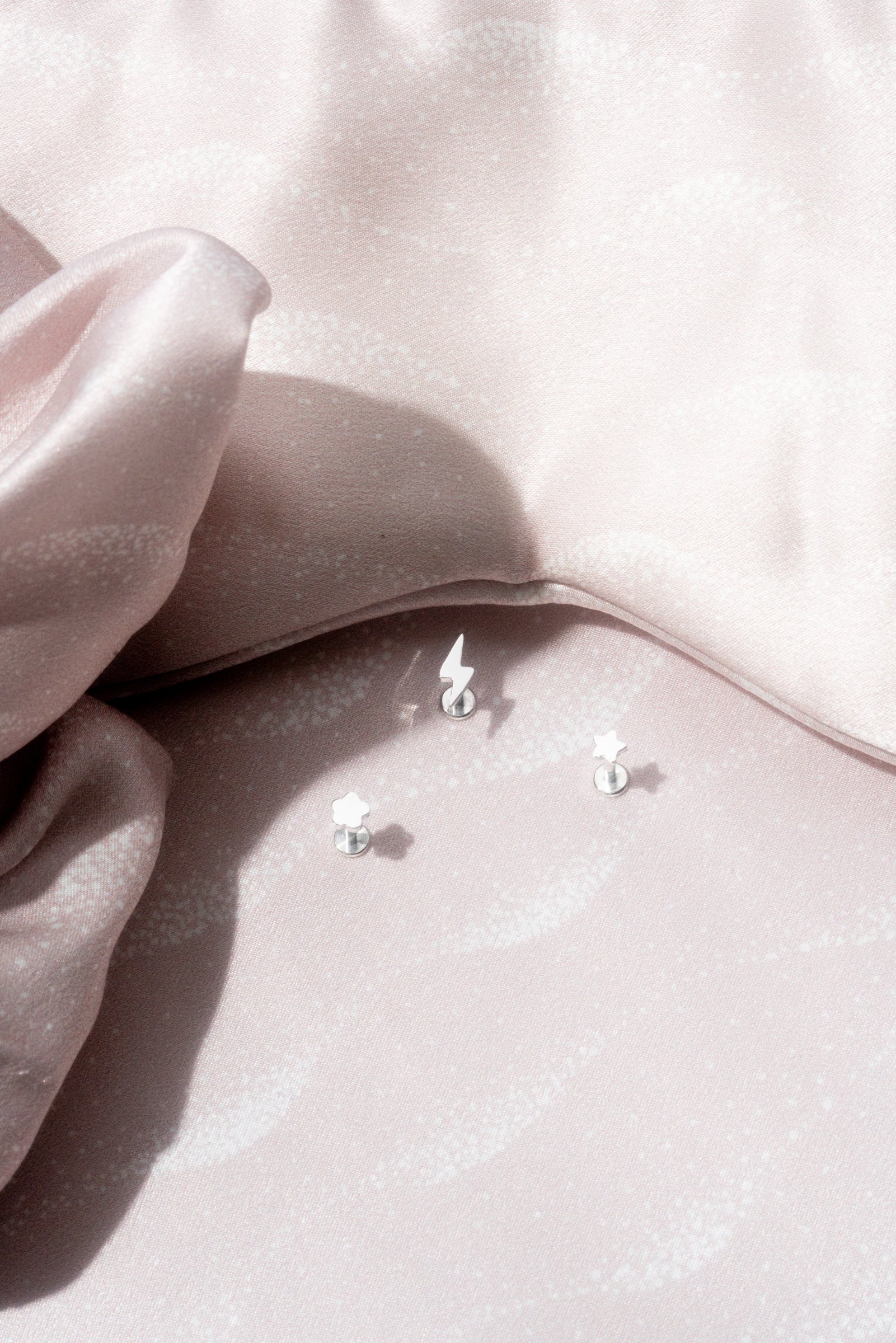 Flower Threaded Flat Back Stud (Single) - Image 19