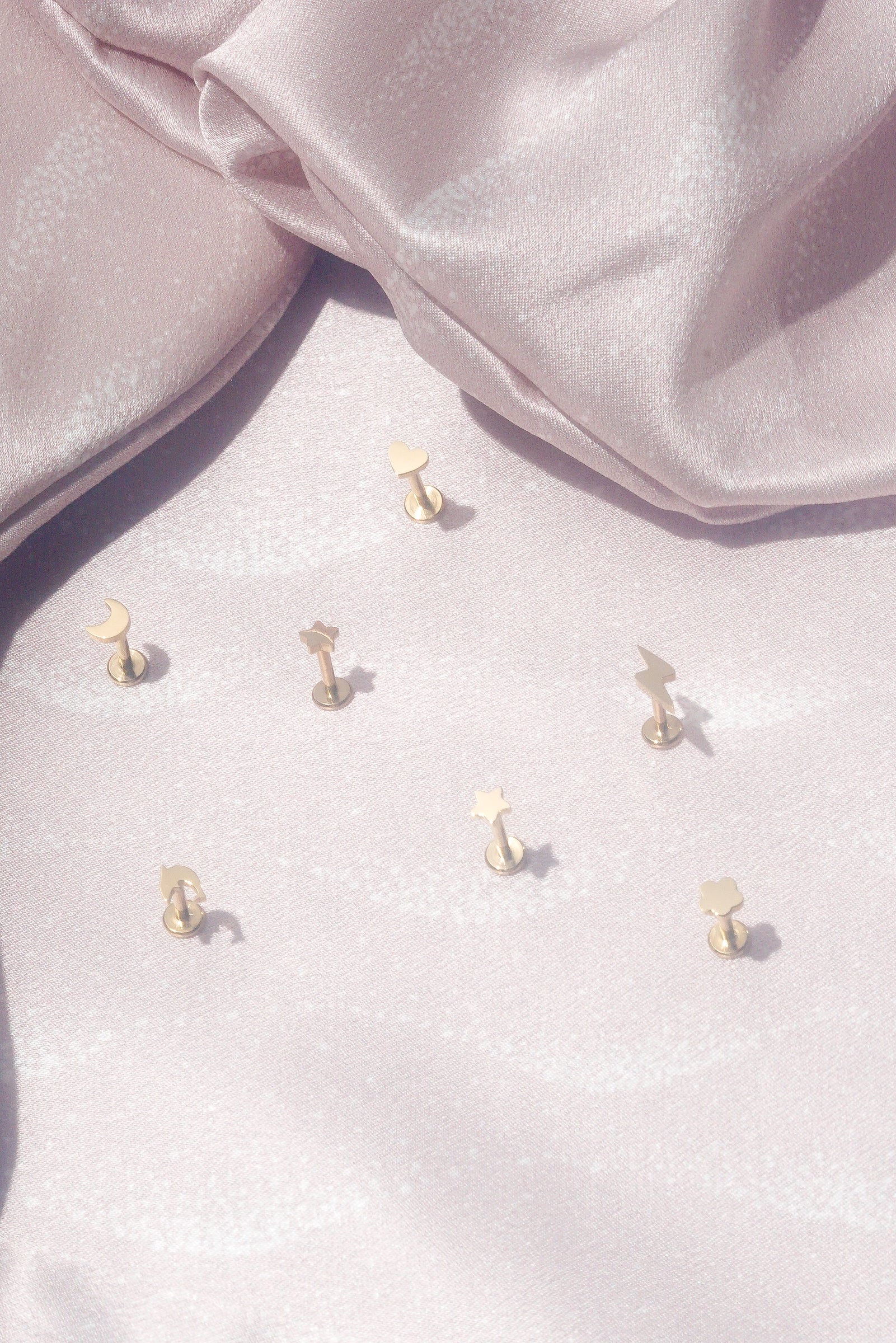 Flower Threaded Flat Back Stud (Single) - Image 5