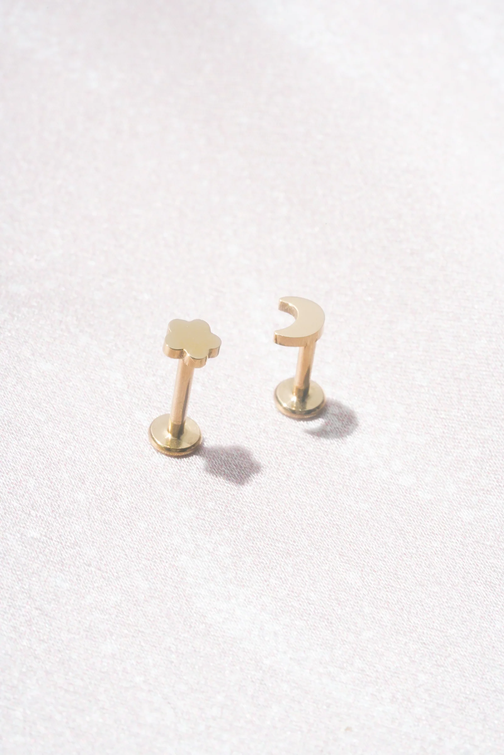Flower Threaded Flat Back Studs (Pair) - Image 12
