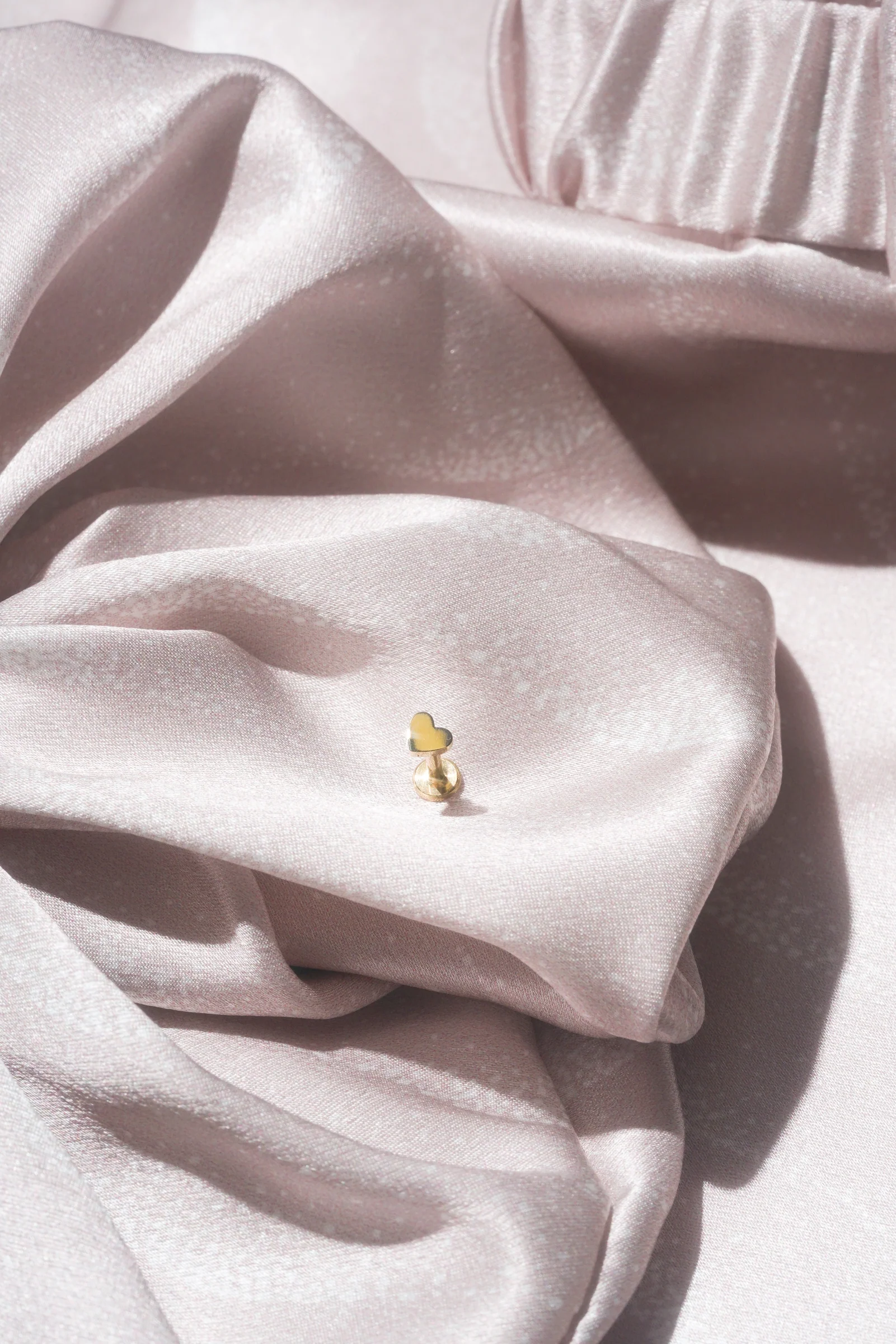 Heart Threaded Flat Back Studs (Pair) - Image 14