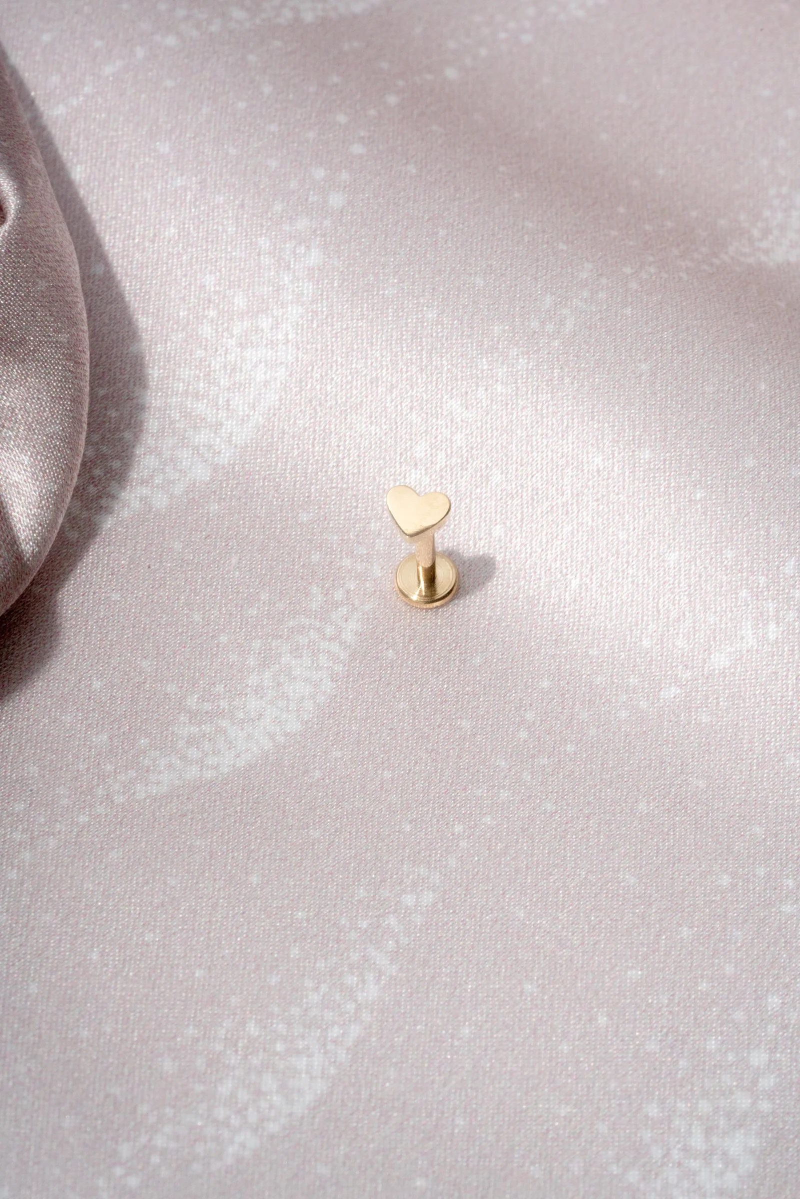 Heart Threaded Flat Back Studs (Pair) - Image 6