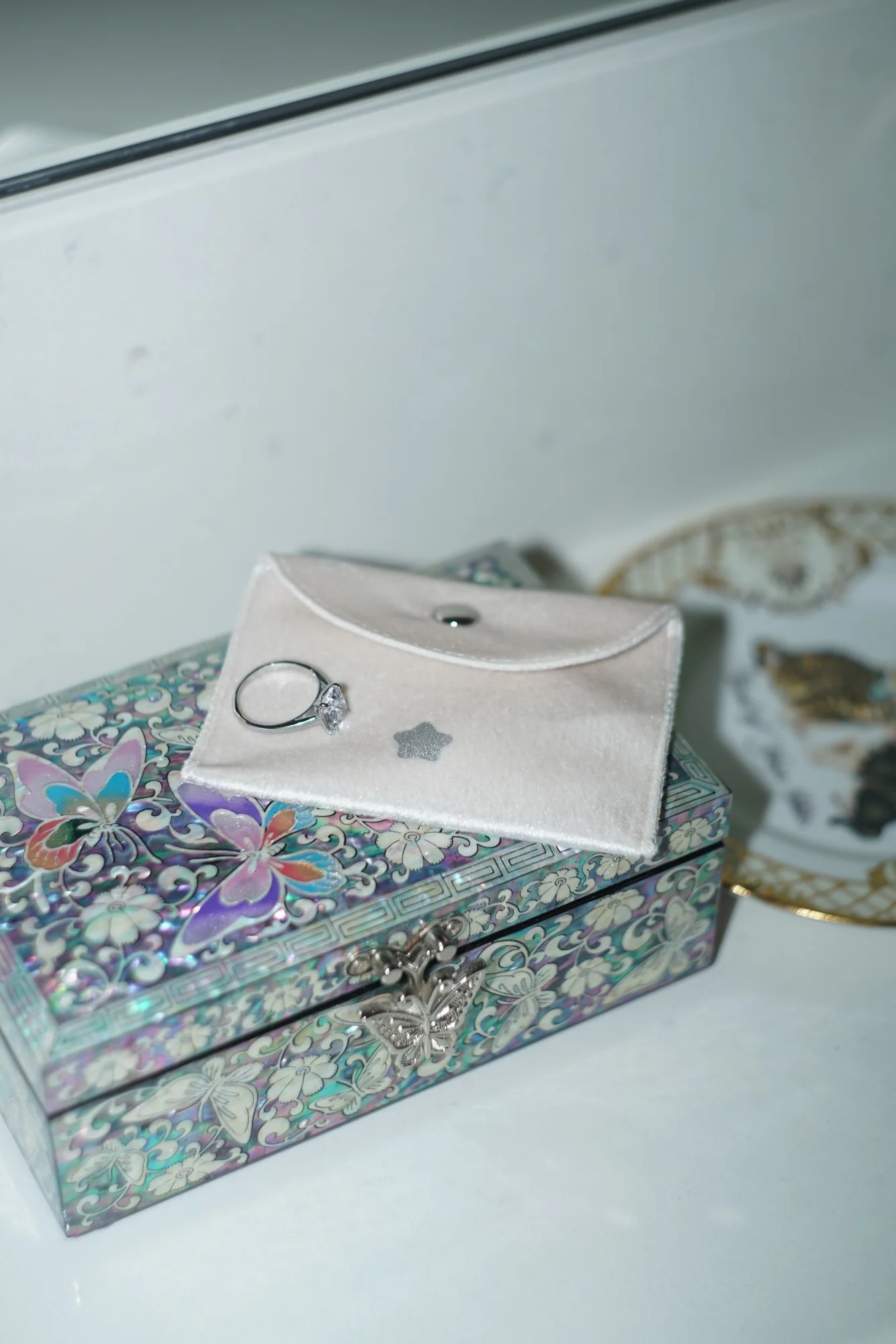 Large Cushion Cut Promise Ring - Image 14