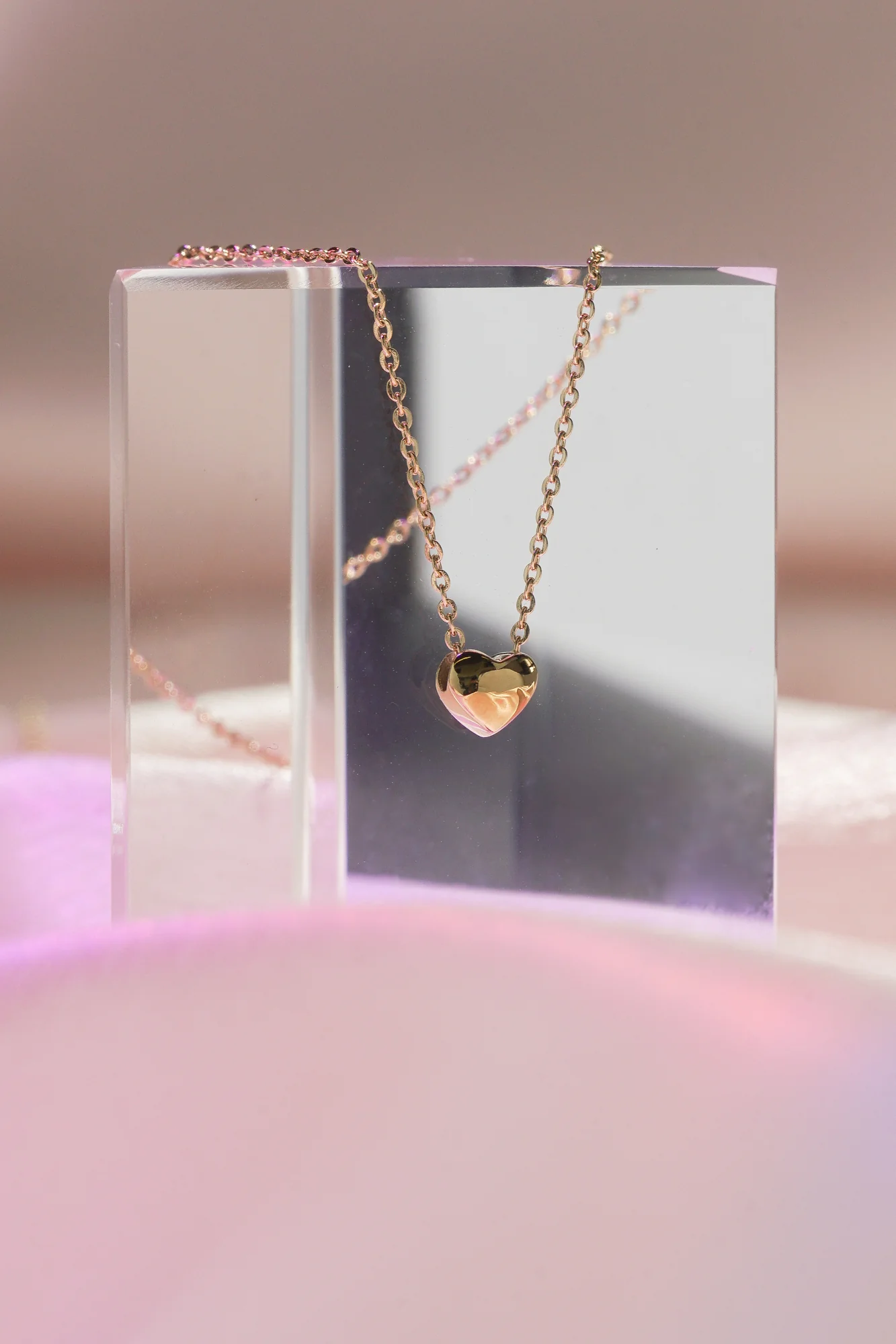Lonely Puffy Heart Necklace - Image 6