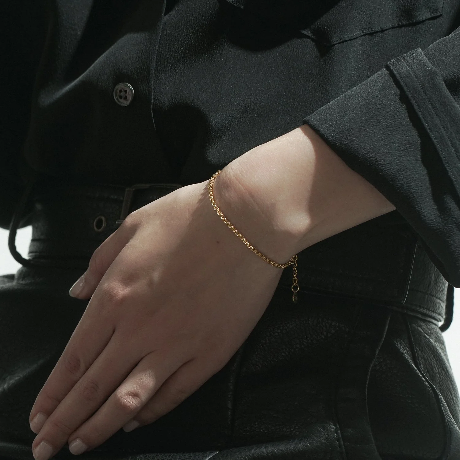 Medium Rolo Bracelet - Image 8