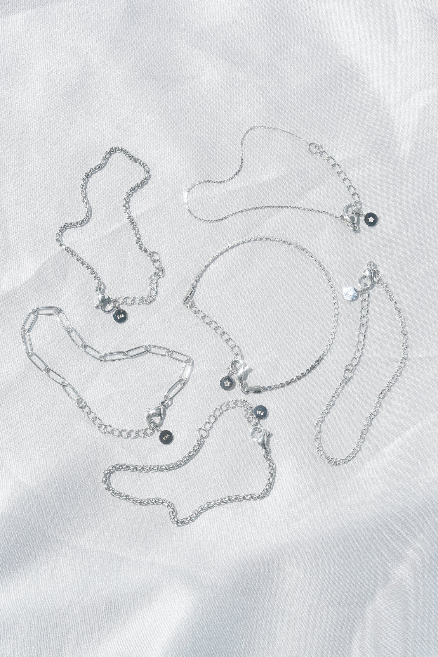 Refined Paperclip Anklet - Image 7
