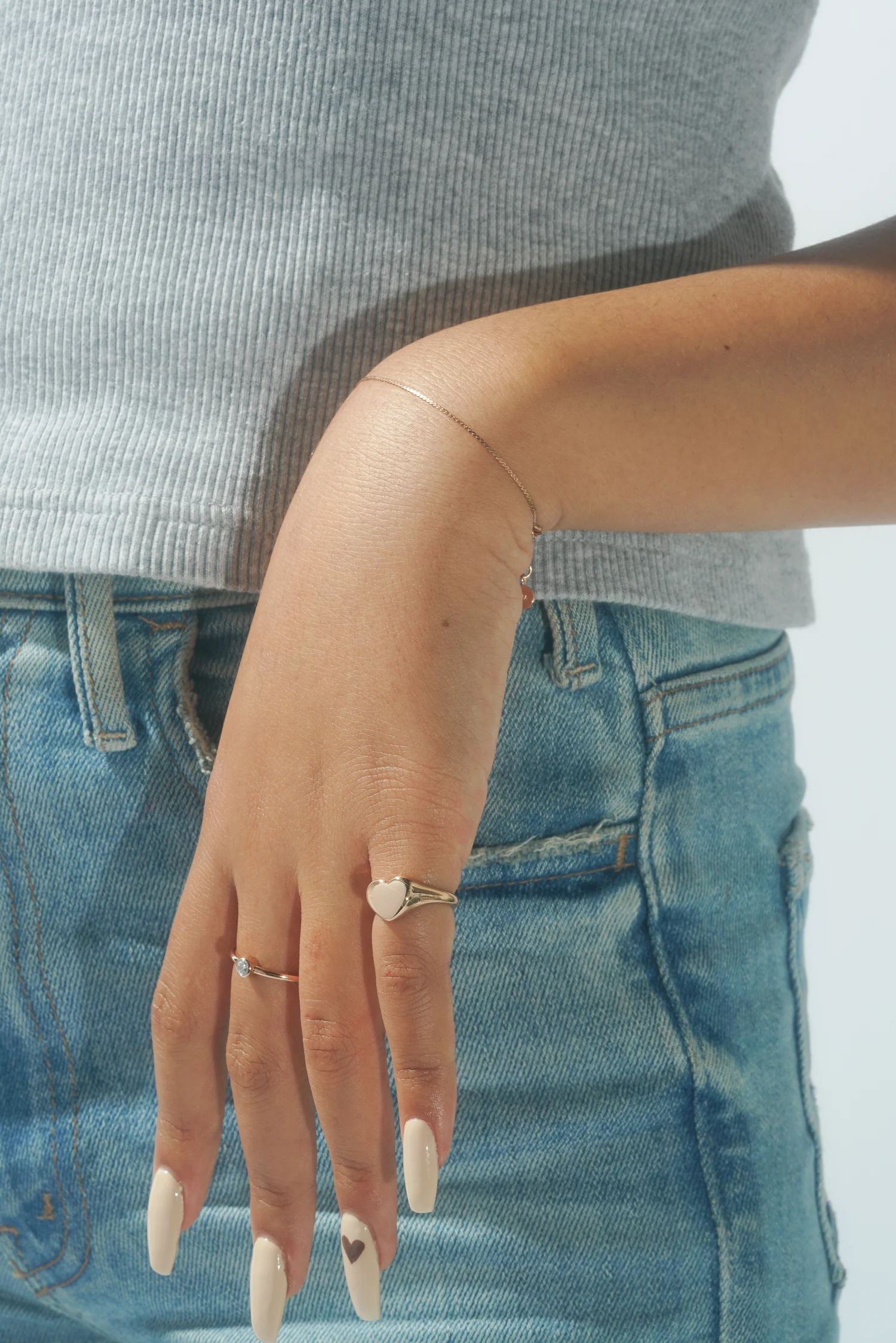 Super Tiny Wave Chain Bracelet - Image 6