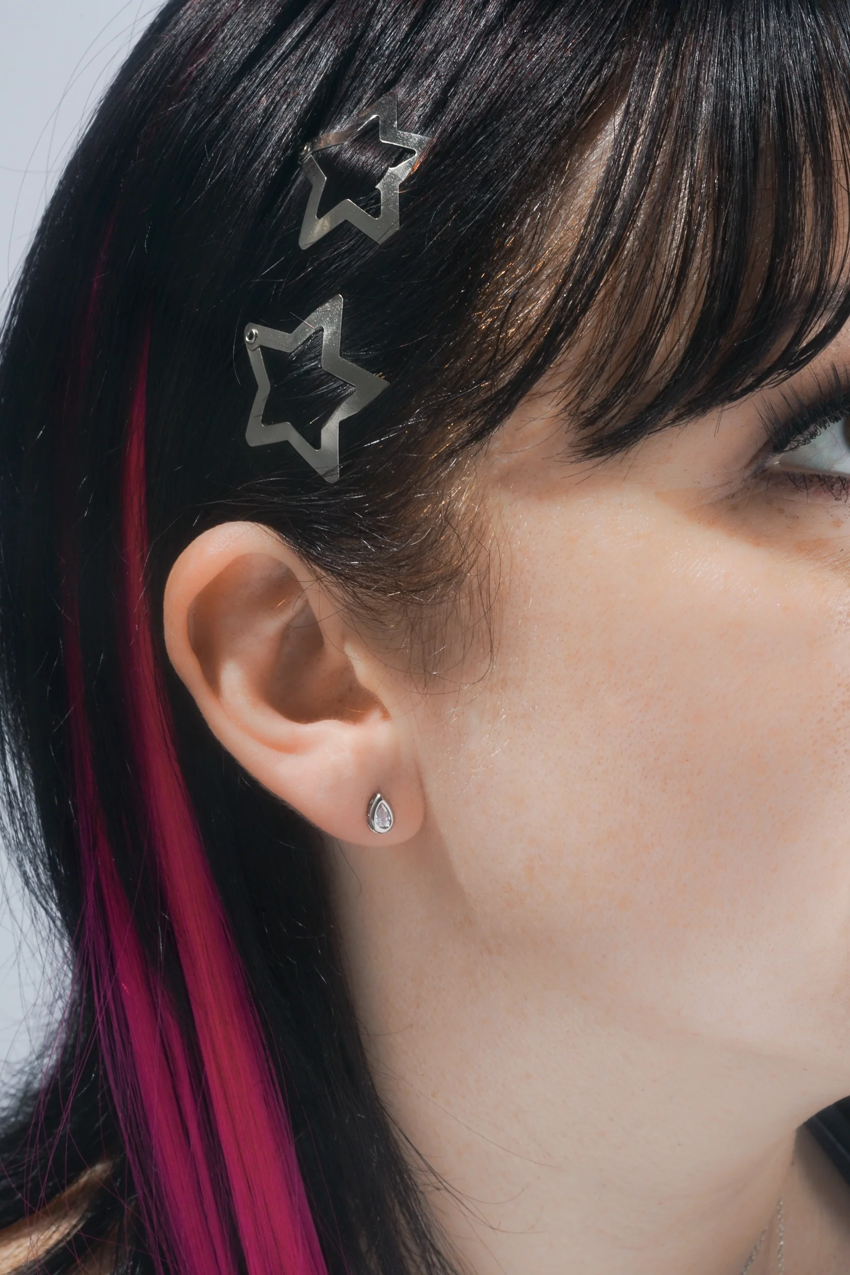 Teardrop Bezel Studs (Pair) - Image 6