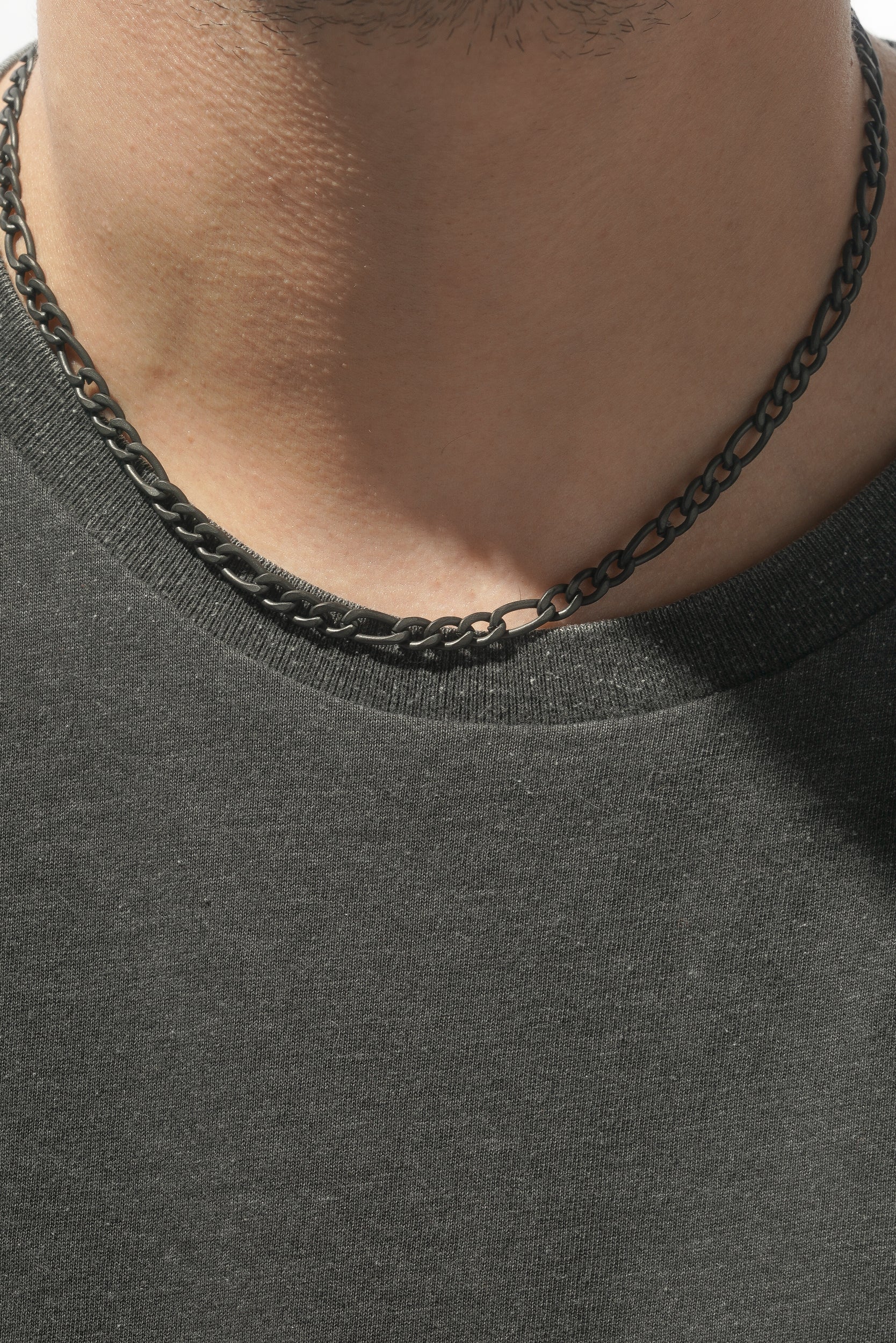 Thick Figaro Chain - Image 15