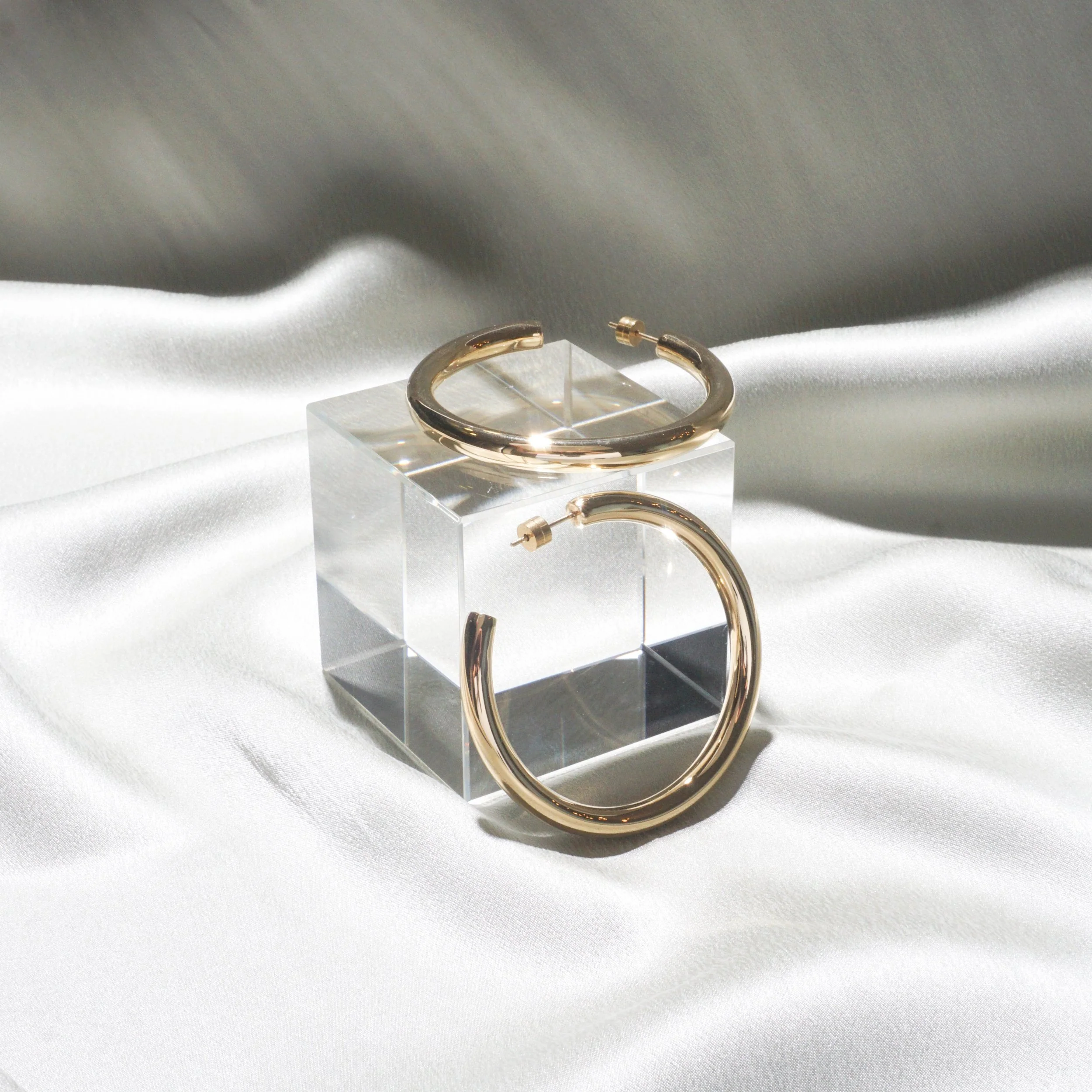 Timetravel Chunky Hoops - L - Image 5