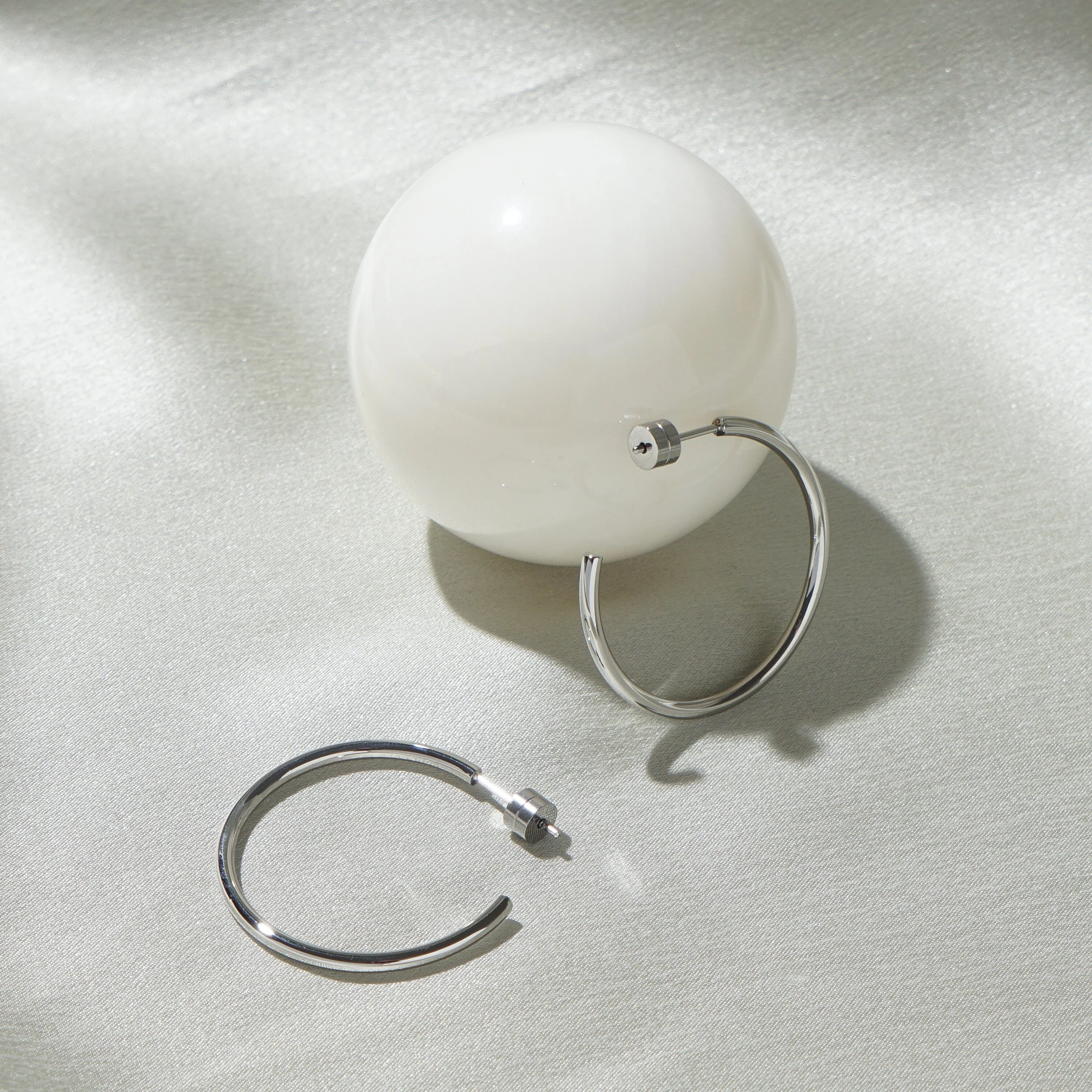 Timetravel Skinny Hoops - M - Image 6