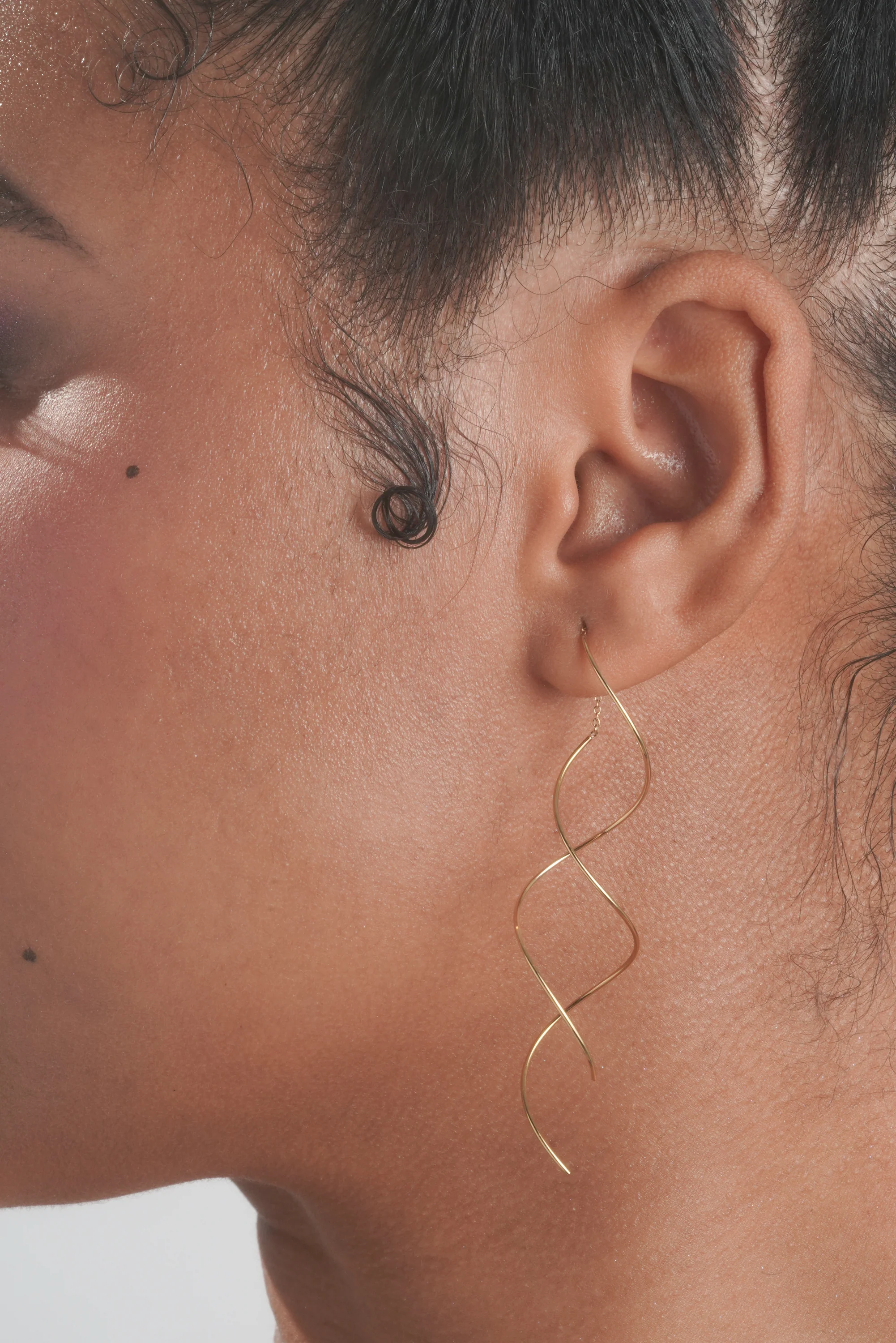 Wavelength Threader Earring (Single) - Image 9